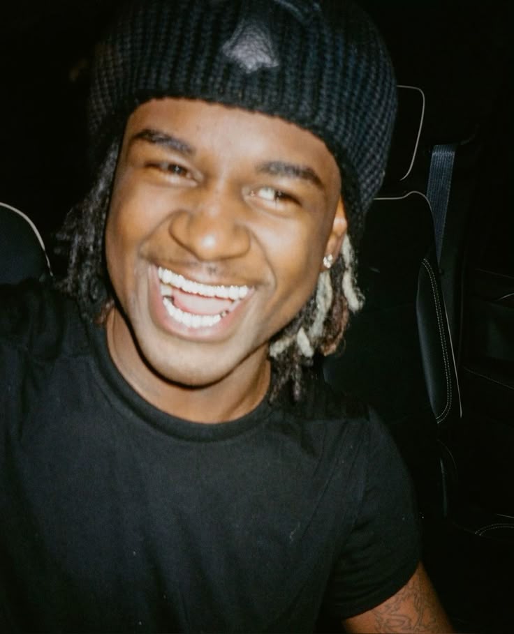 Ken Carson grillz profile picture shine close up